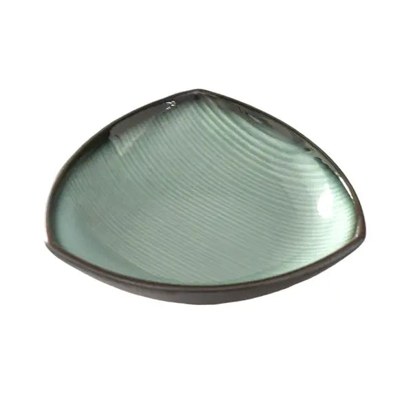 Urban Tokyo - Seikai Series 7.25"L Triangular Shape Serving Plate