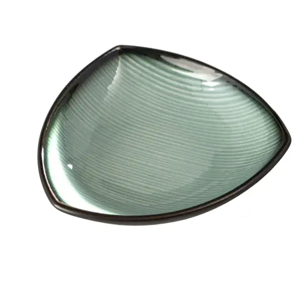 Urban Tokyo - Seikai Series 7.25"L Triangular Shape Serving Plate